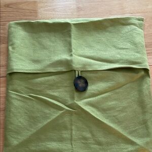 18 inch Pottery Barn  Green Textured Fabric Pillow Cover purchased